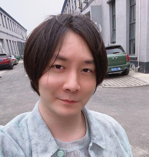 大仙直播间吃瓜,一场吃瓜盛宴，揭秘娱乐圈幕后故事