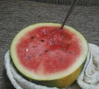 刀小刀吃瓜图片,揭秘娱乐圈幕后风云