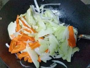 红葱头佛手瓜怎么吃,家常烹饪新尝试